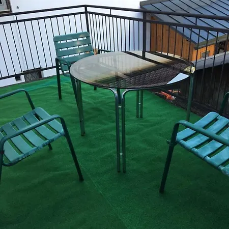 Poltnigg Apartment *